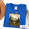 Mountain Bear Wilderness T-Shirt – Vintage Nature & Outdoor Adventure Tee