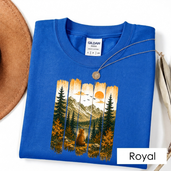 Mountain Bear Wilderness T-Shirt – Vintage Nature & Outdoor Adventure Tee