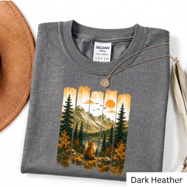 Mountain Bear Wilderness T-Shirt – Vintage Nature & Outdoor Adventure Tee
